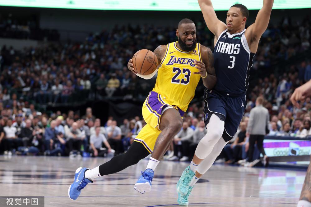 诺伊尔的出 诺伊尔的出